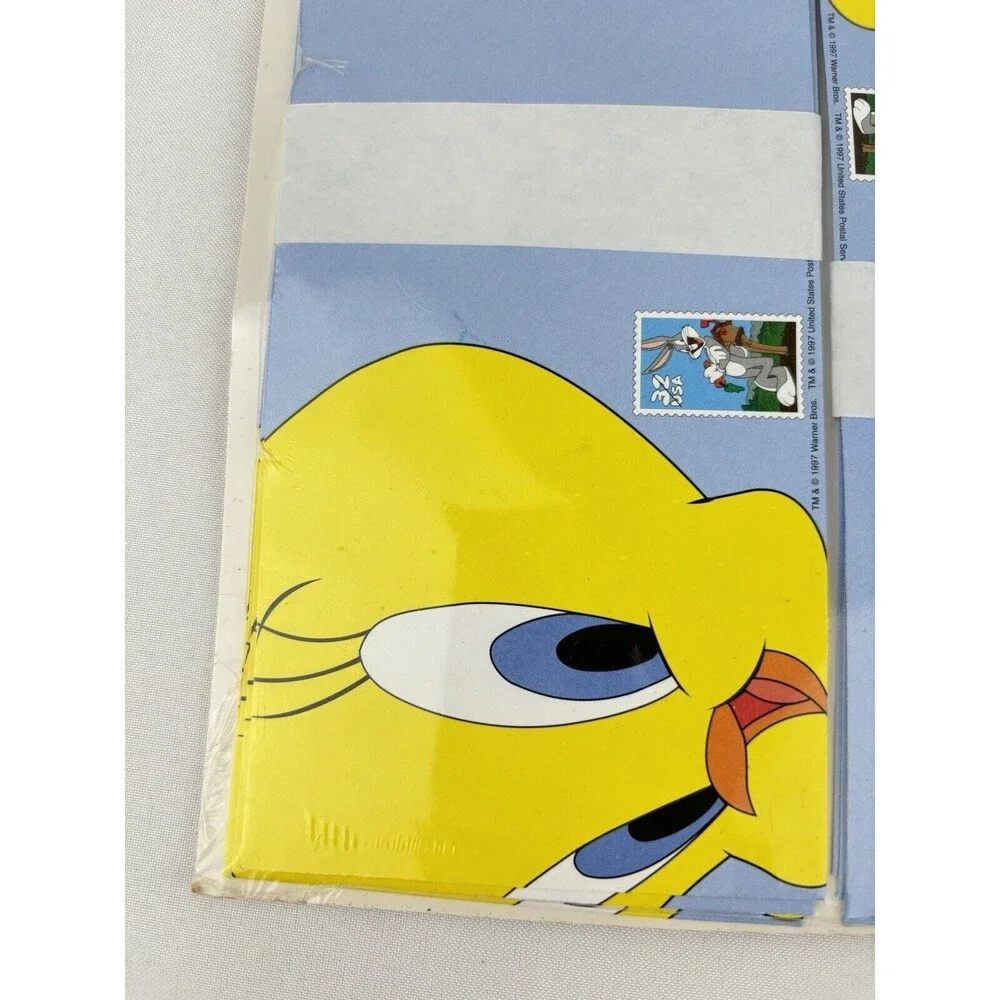New-1997 Hallmark Looney‎ Tunes Stamp Collection Stationery Kit Tweety Bird